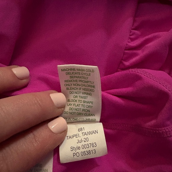 Lilly Pulitzer pull over - Picture 12 of 14